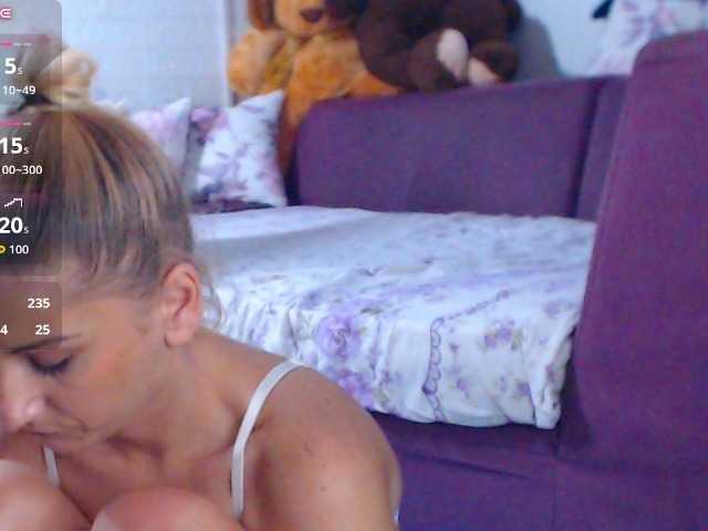 CassieSpell live cam on BongaCams