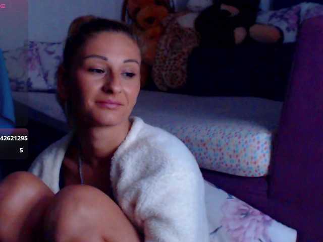 CassieSpell cam en directo en BongaCams