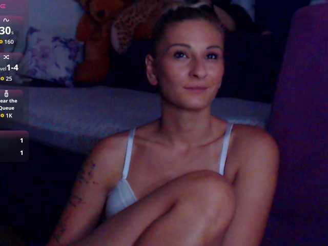 CassieSpell live cam on BongaCams