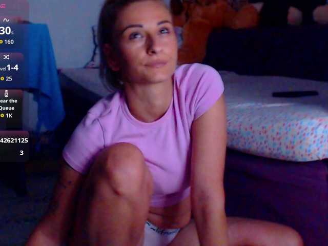 CassieSpell live cam on BongaCams