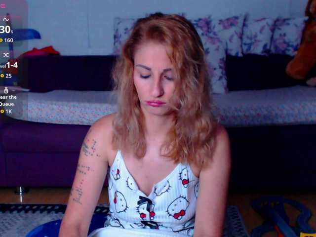 CassieSpell live cam on BongaCams