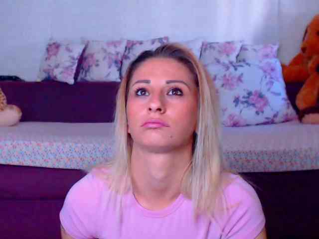 CassieSpell webcam