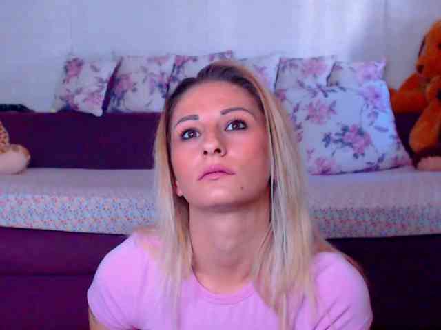 CassieSpell webcam