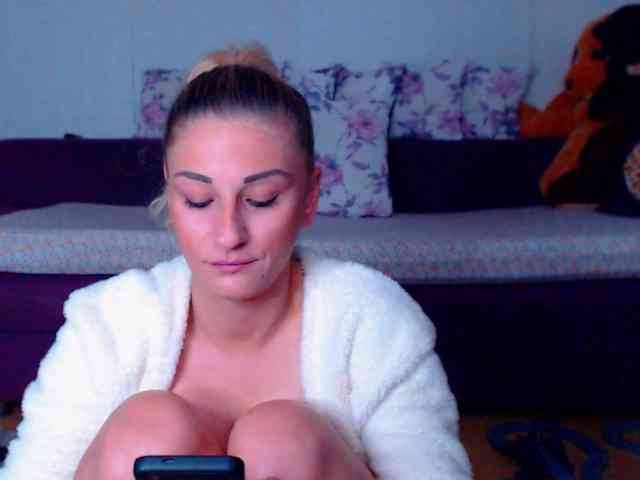 CassieSpell webcam