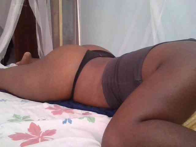 Model: Queen-terry