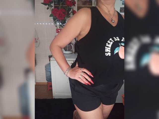 Lana1973 live cam on BongaCams
