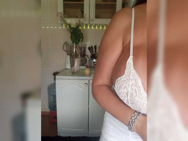 Lana1973 live cam on BongaCams