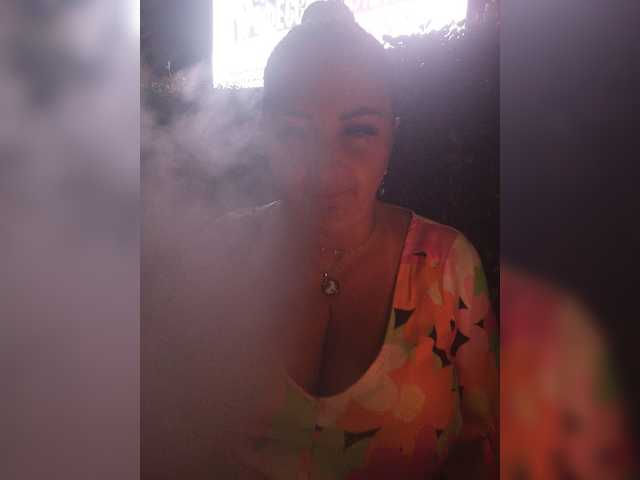 Lana1973 live cam on BongaCams
