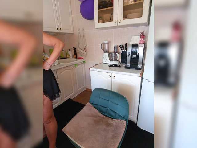 Lana1973 live cam on BongaCams