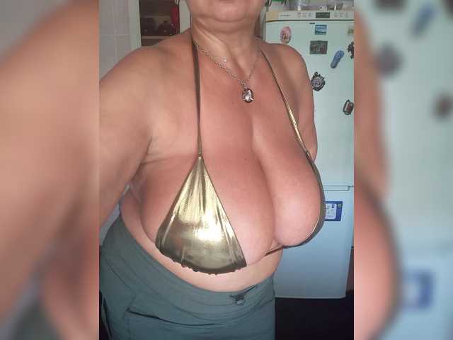 Lana1973 live cam on BongaCams