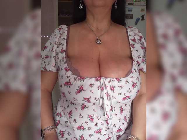 Lana1973's BongaCams show and profile