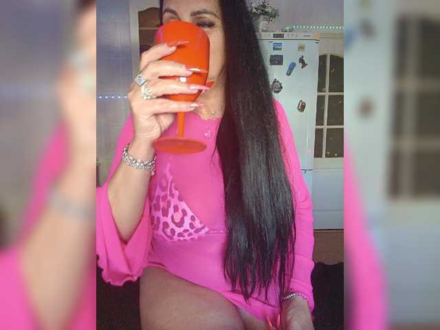 Lana1973 live cam on BongaCams