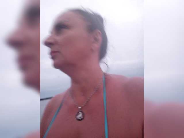 Lana1973 live cam on BongaCams