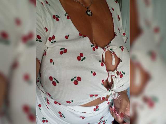 Lana1973 live cam on BongaCams