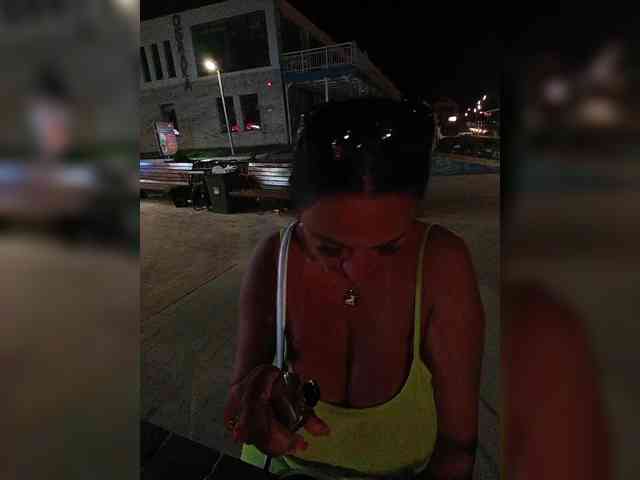 Lana1973 Live Webcam on BongaCams