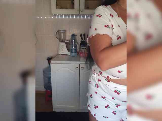 Lana1973's webcam live show