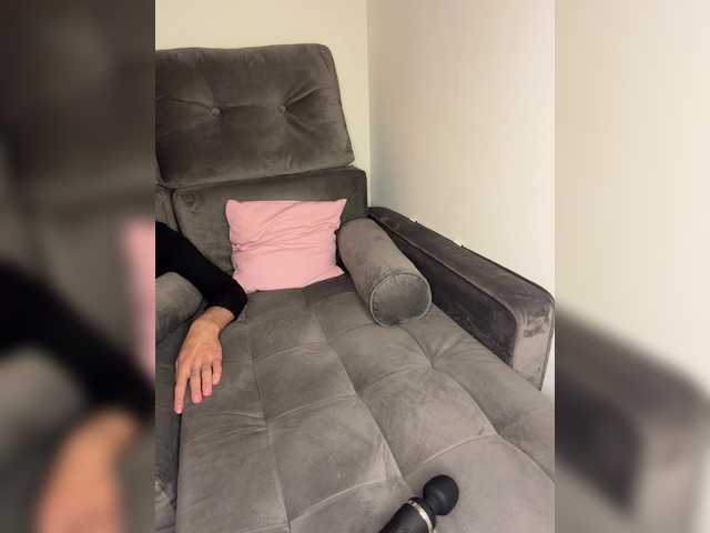 millemimi live cam on BongaCams