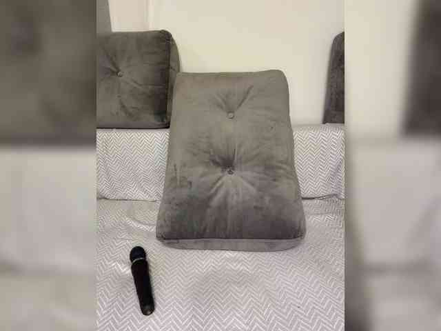 millemimi Sex Cam Show