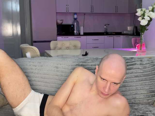 XXXDreamTeam's BongaCams show and profile