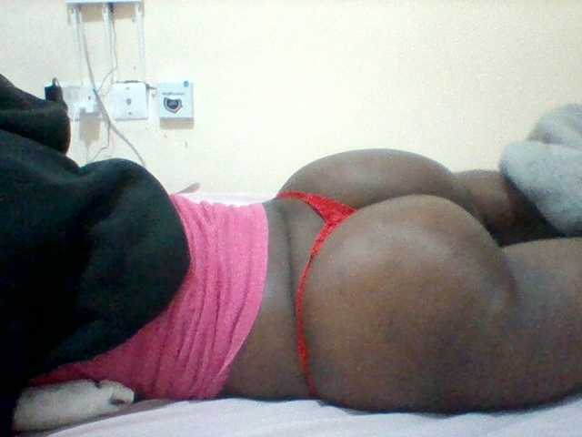 Africanaa live cam on BongaCams