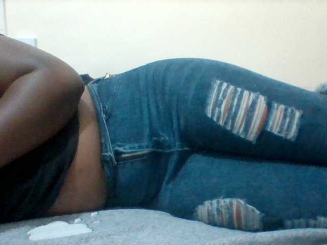 Africanaa live cam on BongaCams