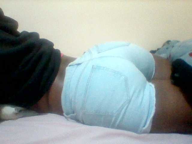 Africanaa live cam on BongaCams