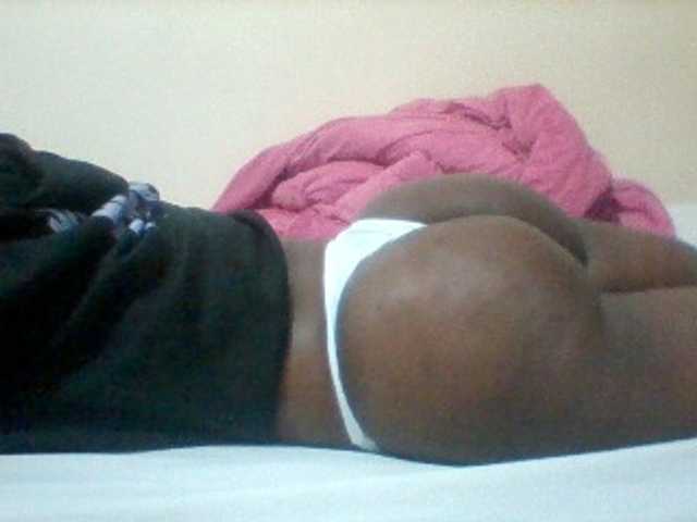 Africanaa live cam on BongaCams