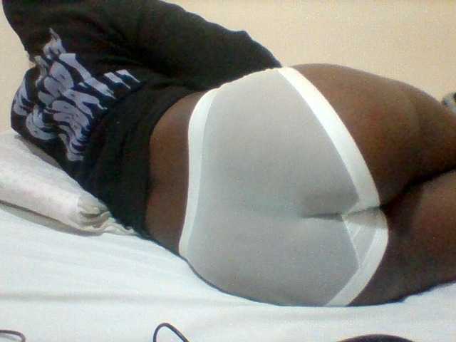 Africanaa live cam on BongaCams