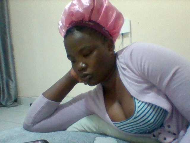 Africanaa live cam on BongaCams