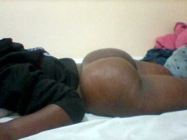 Africanaa, en directo ahora en BongaCams