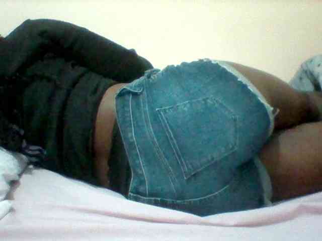 模特: Africanaa