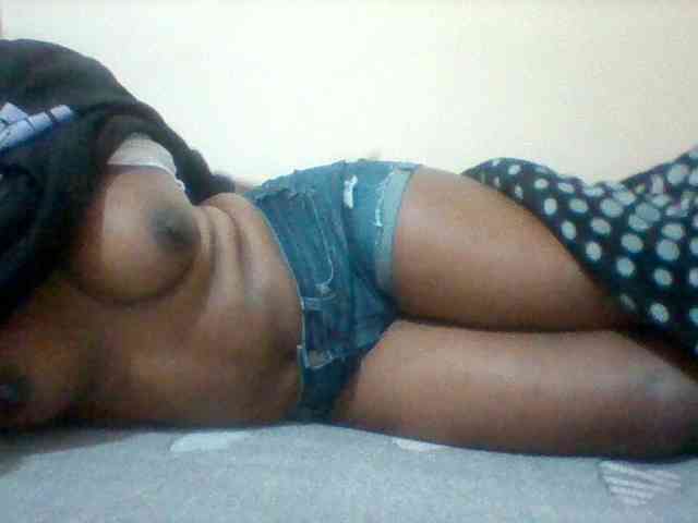 Africanaa Live Webcam on BongaCams