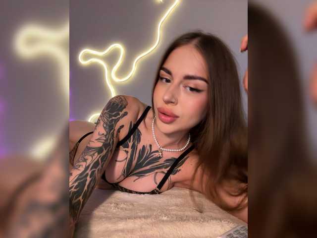 -Aperol- live cam on BongaCams