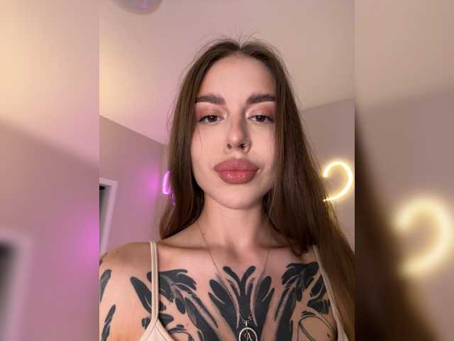 -Aperol- live cam on BongaCams