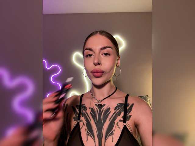-Aperol- live cam on BongaCams