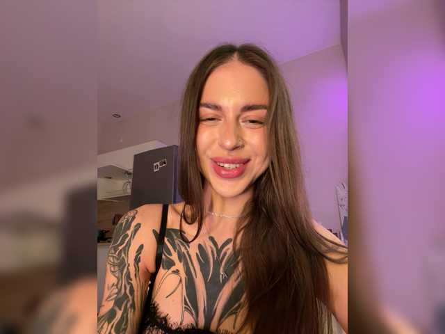 -Aperol- live cam on BongaCams