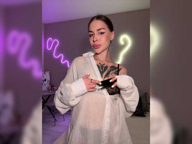 Kris- live webcam show