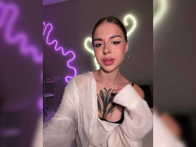 Kris- live webcam show