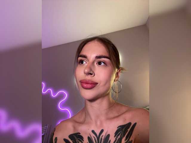 -Aperol- live cam on BongaCams
