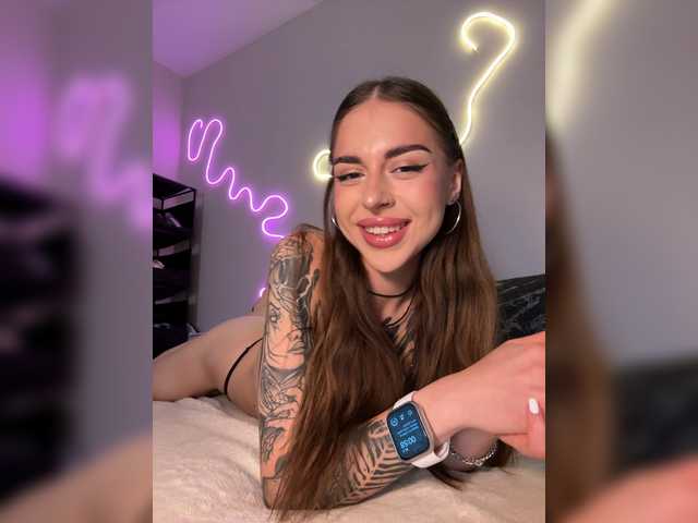 -Aperol- live cam on BongaCams