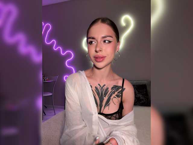 Kris- live webcam show