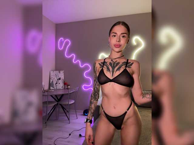-Aperol- live cam on BongaCams