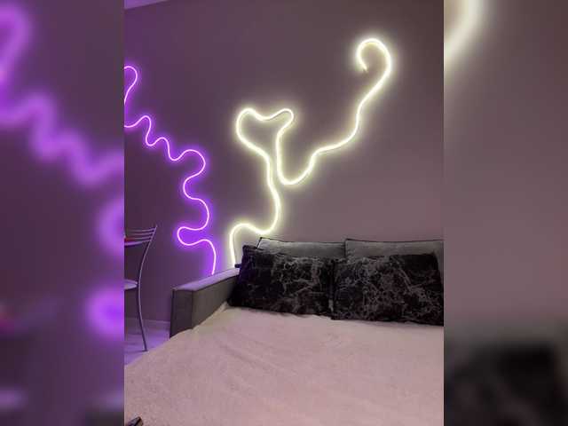 Kris- live webcam show