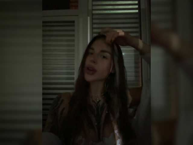 -Aperol- live cam on BongaCams