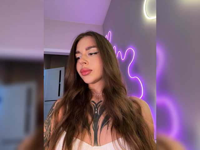 -Aperol- live cam on BongaCams