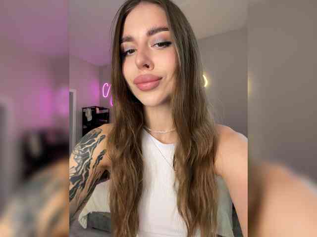 -Aperol- Live Webcam on BongaCams
