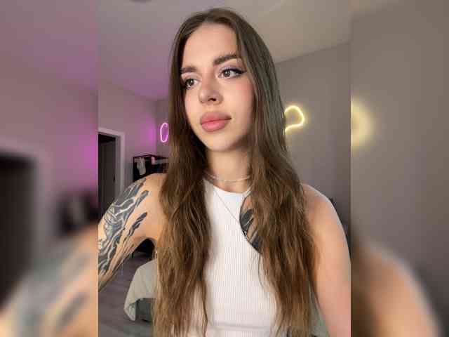 -Aperol- Live Webcam on BongaCams