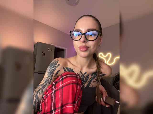 Kris- webcam