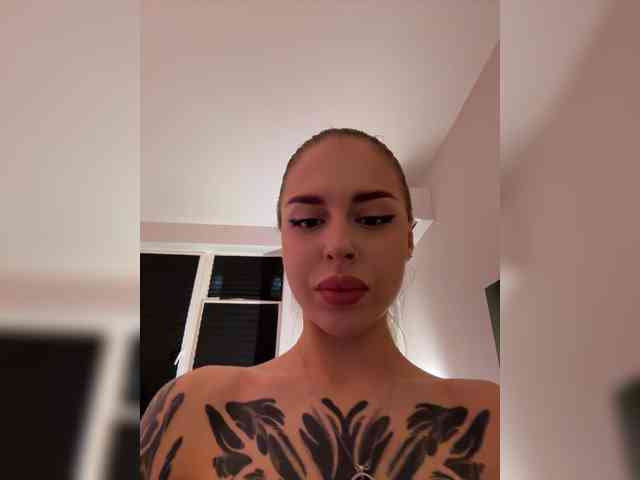 Kris- webcam