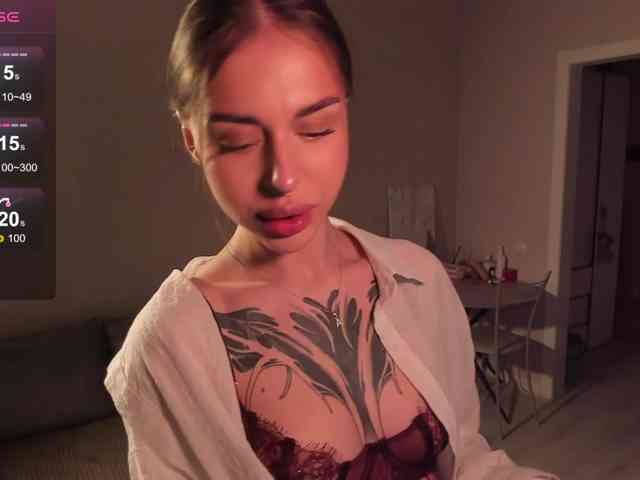 -Aperol- Live Webcam on BongaCams